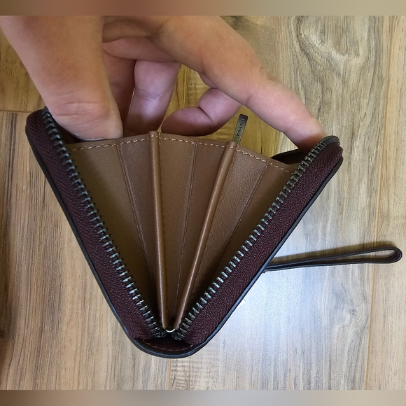 Disney X Coach Long Zip Around Wallet Once Upon A Dream - Picture 10 of 13